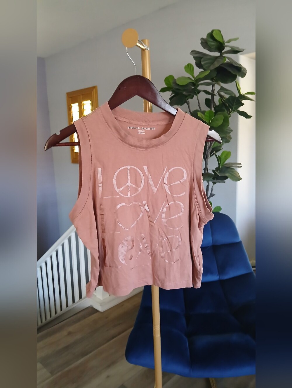 Spiritual Gangster Crop Tank Top "Love". Size M